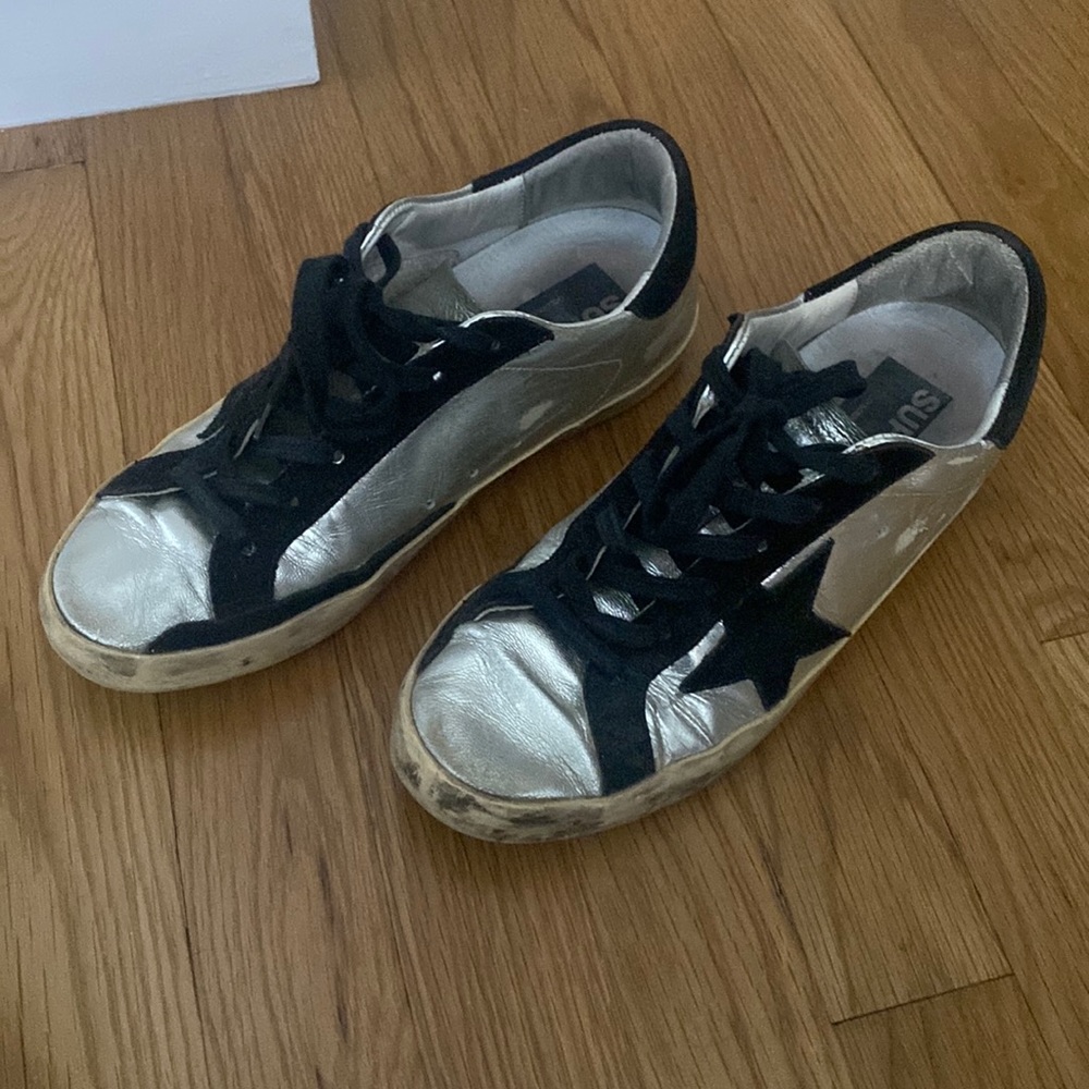 Golden goose superstar size 38/us8. Condition- good.